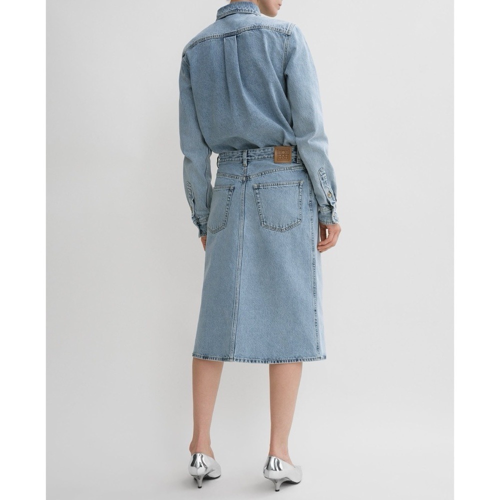 TOTEME Organic Cotton Denim Midi Skirt in Cool Blue, Size 40 / US 10 (L), NWT - Picture 2 of 13